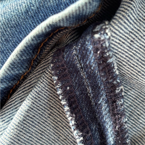 LEVI’S Ribcage Straight Jeans - Picture 6 of 9